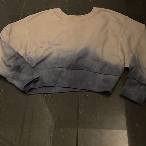 Size Small Blue + Cream Ombre Dipped Crop Sweater - Picture 2 of 6